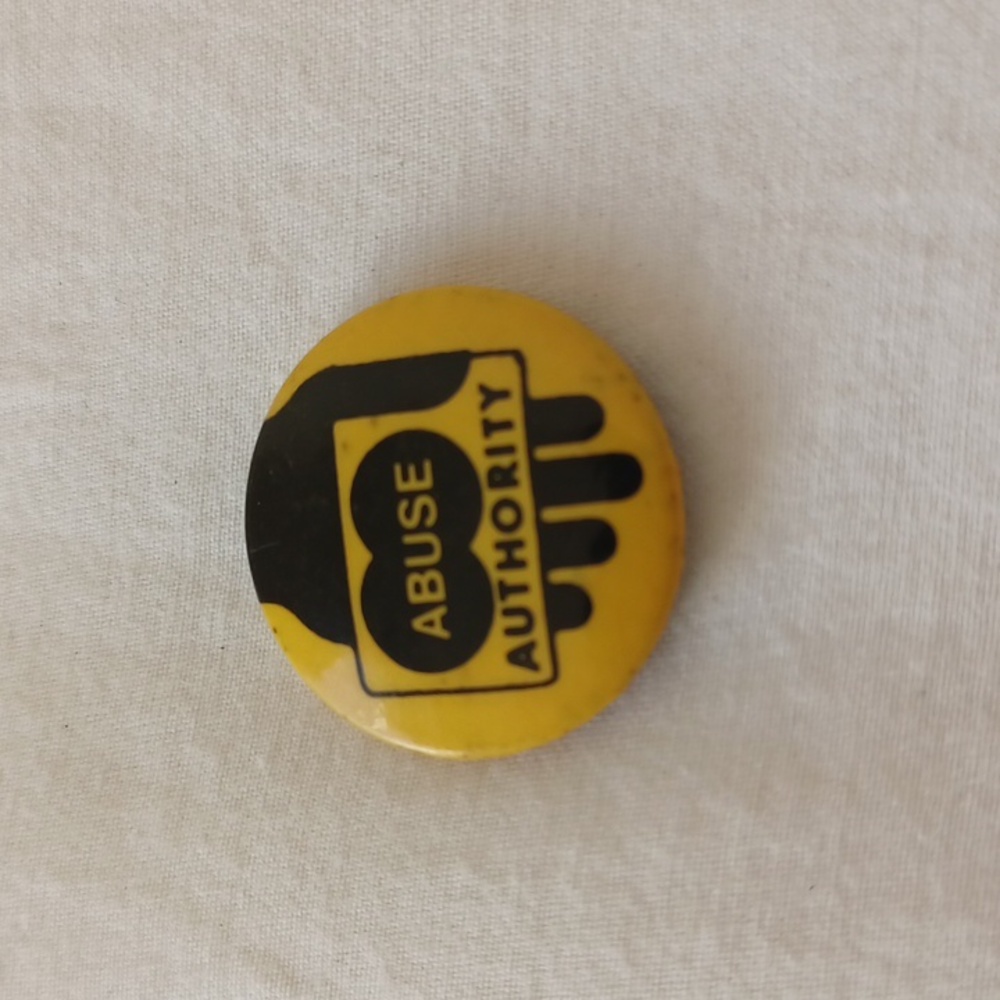 SET OF 10 Vintage 80s Political Punk Rock Pinback Buttons in Various Sizes - Picture 12 of 16